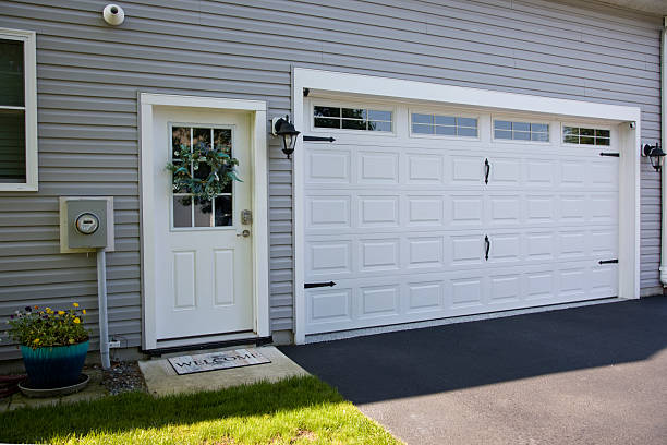 24/7 Emergency Garage Door Installation experts in Middlesex, NC